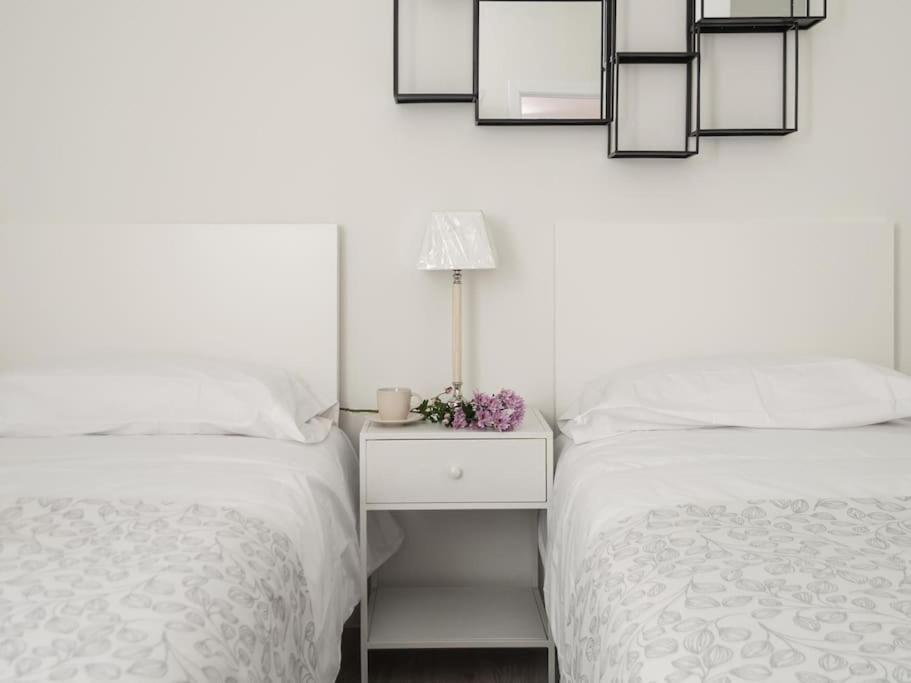 Apartamento En Puerta Del Sol 2 Madrid Bagian luar foto